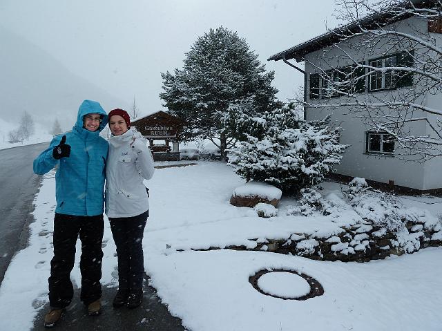 1-holzgau auer.jpg - Met Pasen zelf is het geen weer om te skiën, des te mooier is het om te wandelen!